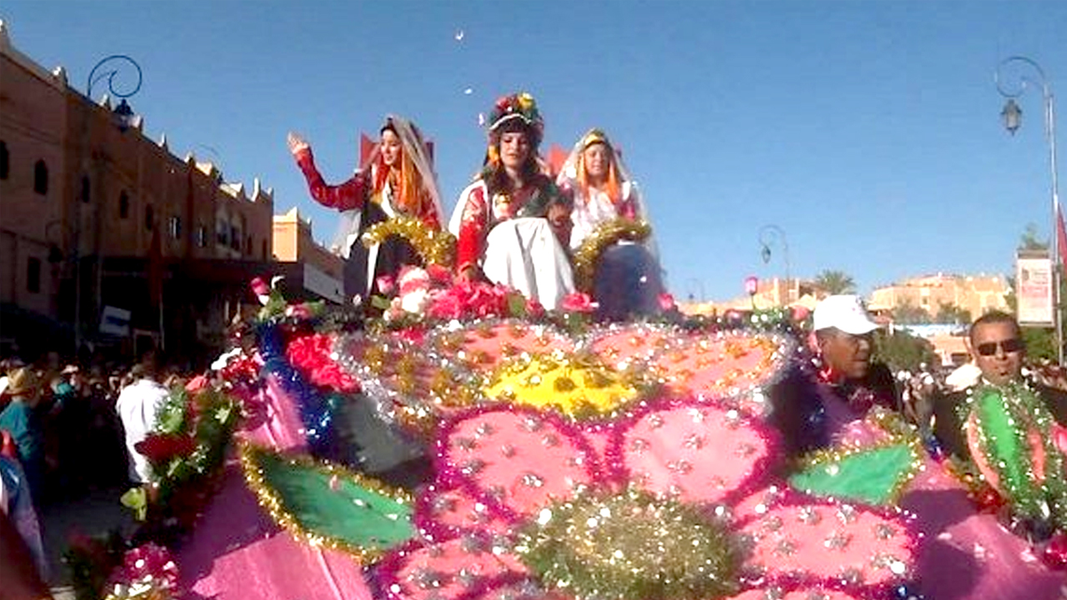 مهرجان الورود بقلعة مكونة
